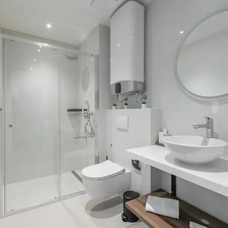 Apartments Amfora Dino Διαμέρισμα Μακάρσκα