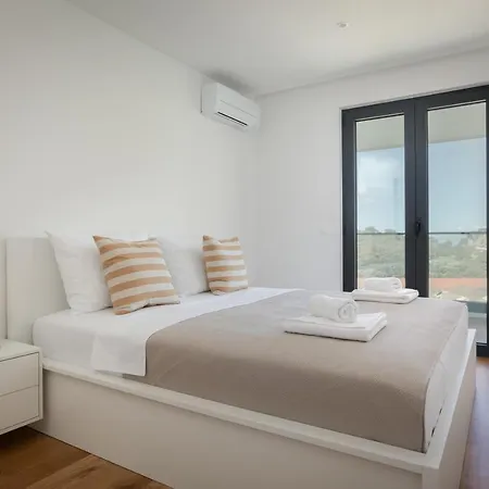 Διαμέρισμα Apartments Amfora Dino Μακάρσκα